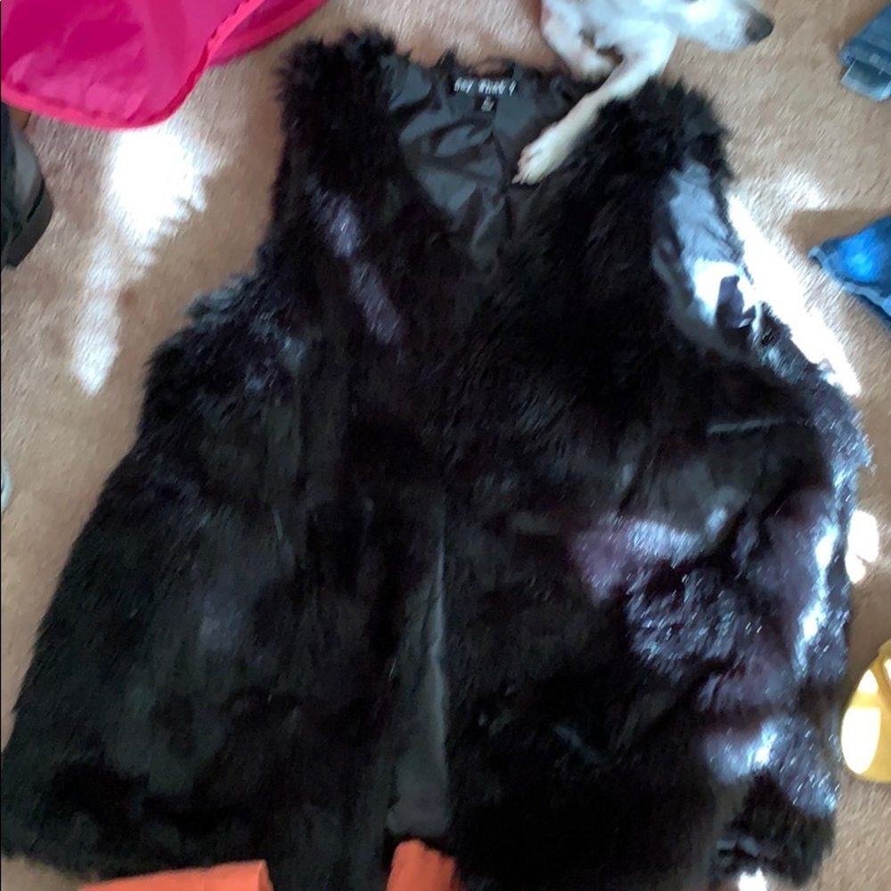 Black fauxfur vest